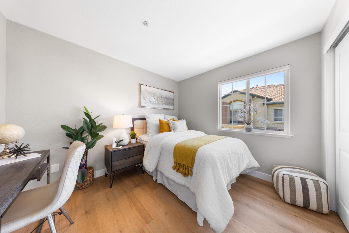 Detail Gallery Image 18 of 37 For 4091 Nice Ct, Pleasanton,  CA 94588 - 2 Beds | 2 Baths