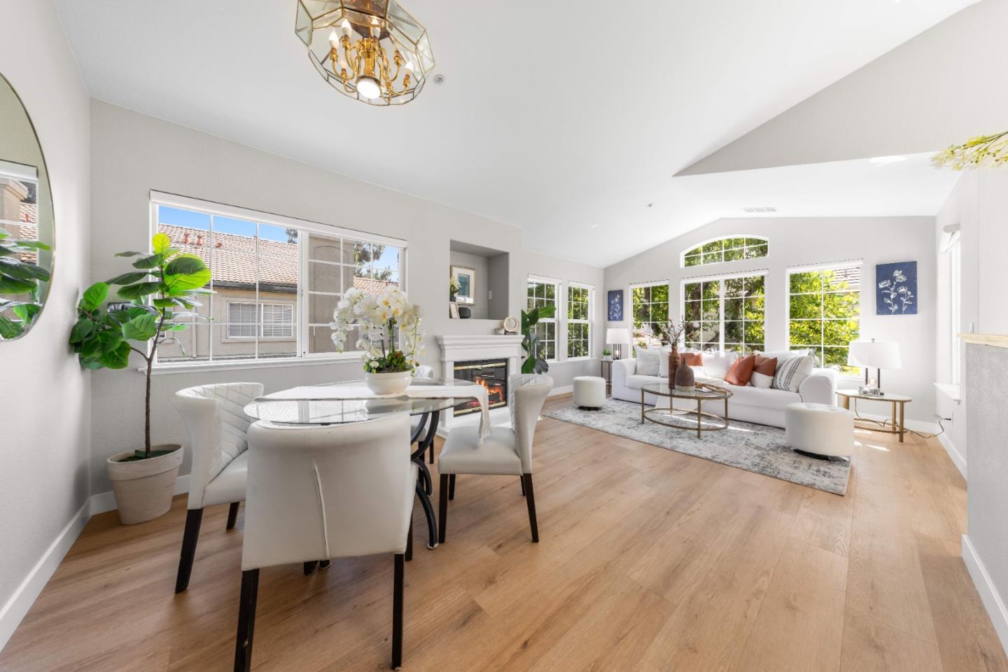 Detail Gallery Image 3 of 37 For 4091 Nice Ct, Pleasanton,  CA 94588 - 2 Beds | 2 Baths