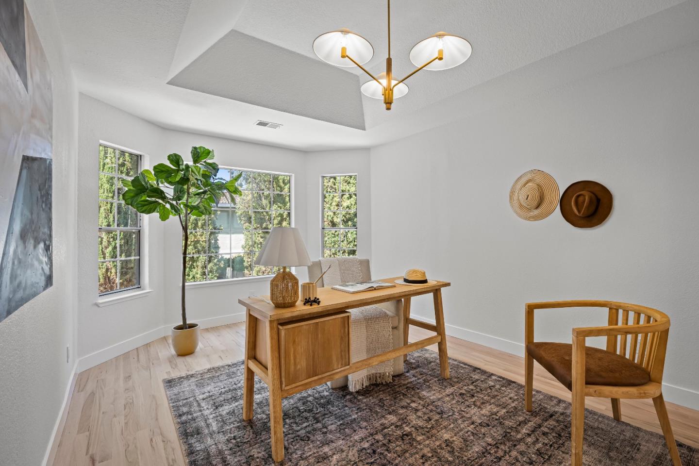 Detail Gallery Image 13 of 75 For 1403 Welburn Ave, Gilroy,  CA 95020 - 4 Beds | 3 Baths