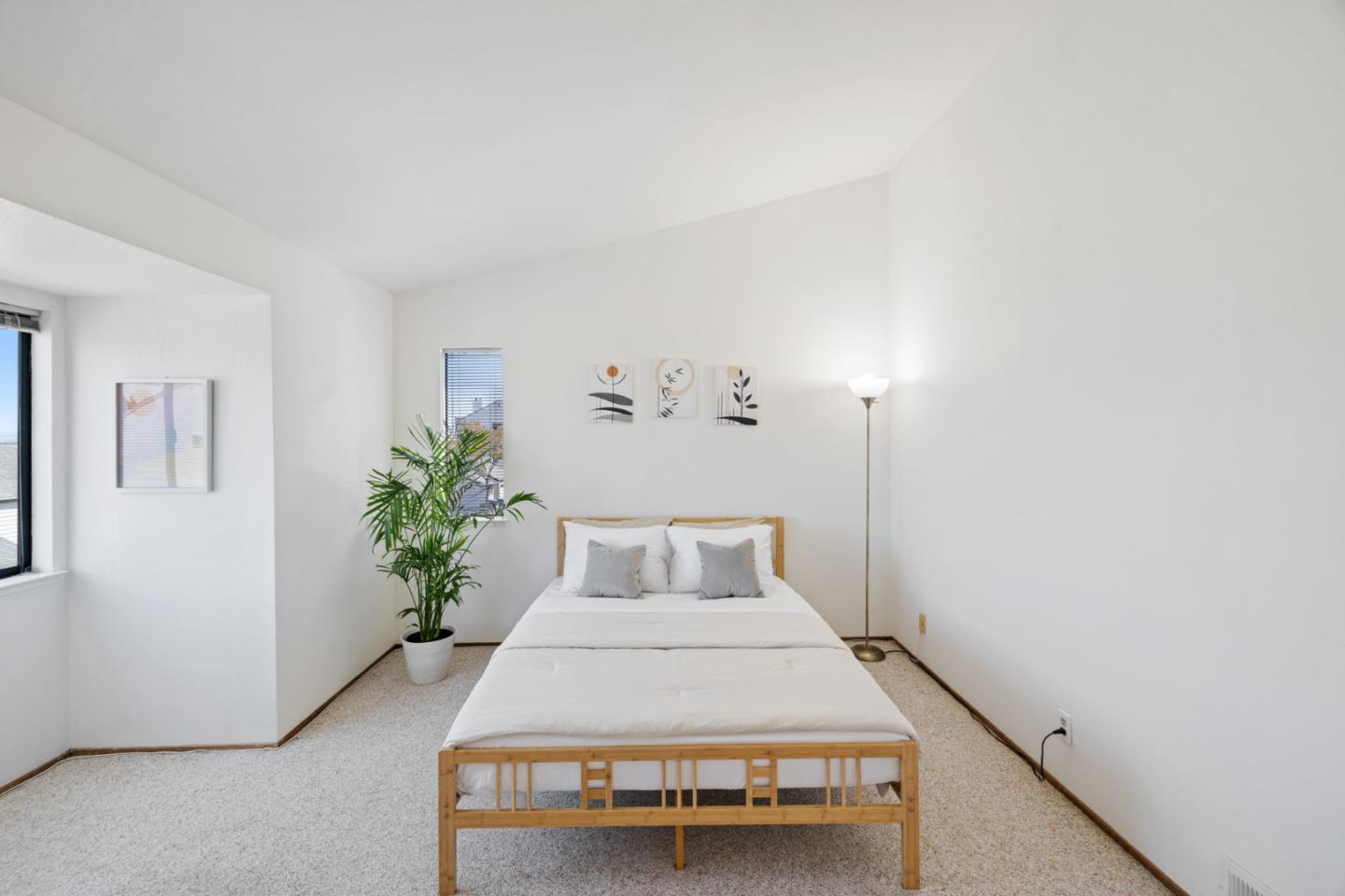Detail Gallery Image 8 of 33 For 43 Appian Way #B,  South San Francisco,  CA 94080 - 2 Beds | 2/1 Baths