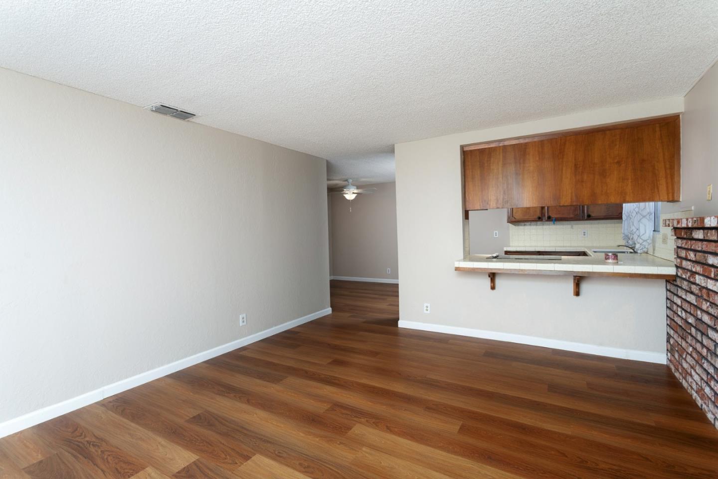 Detail Gallery Image 8 of 35 For 3143 Cindy Ave, Clovis,  CA 93612 - 3 Beds | 2 Baths
