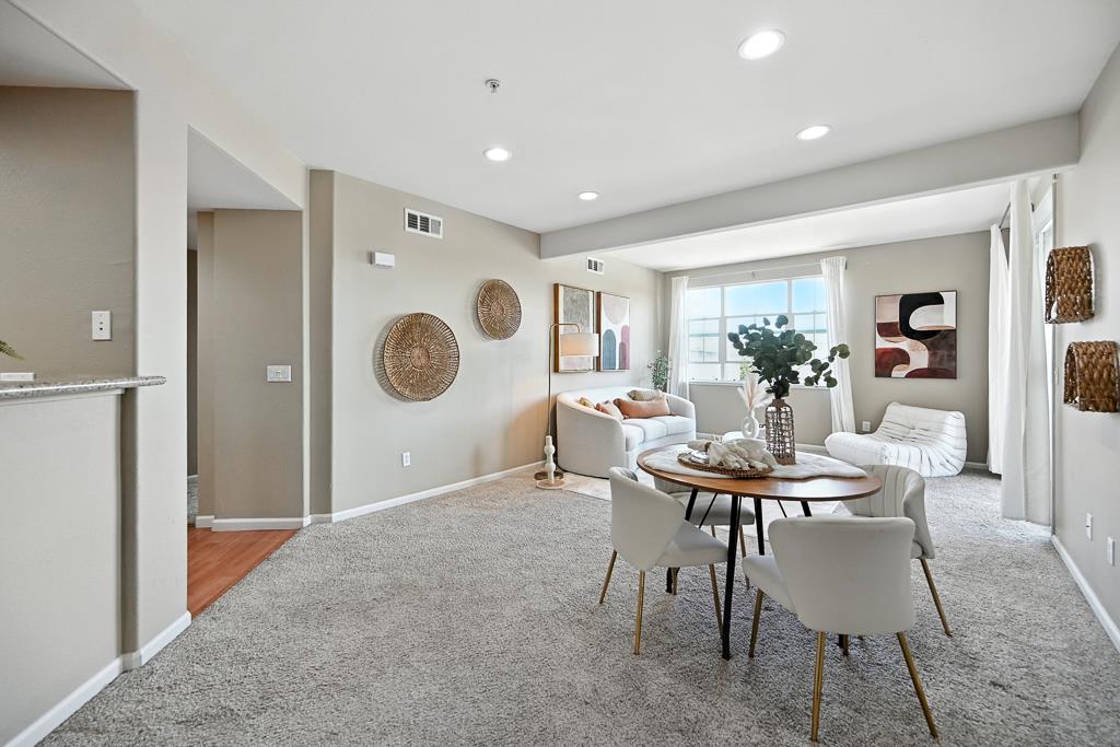 Detail Gallery Image 13 of 89 For 1883 Agnew Rd #367,  Santa Clara,  CA 95054 - 3 Beds | 2 Baths