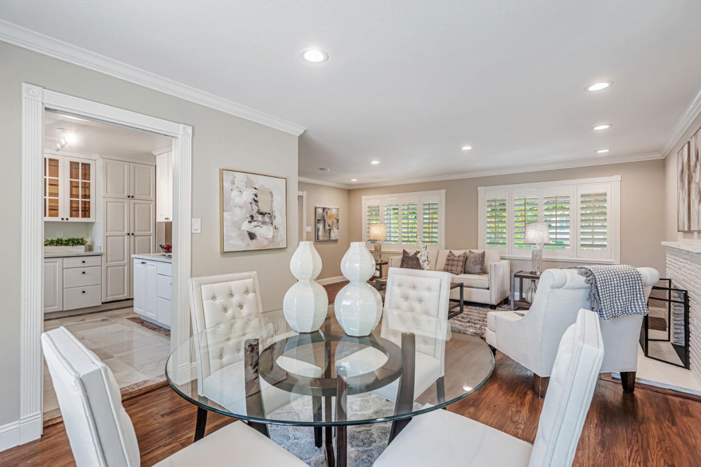 Detail Gallery Image 14 of 38 For 697 Glennan Dr, Redwood City,  CA 94061 - 3 Beds | 3 Baths