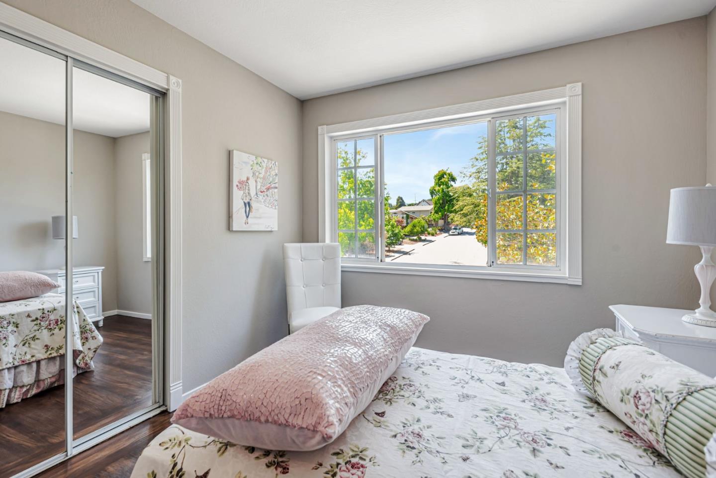 Detail Gallery Image 17 of 38 For 697 Glennan Dr, Redwood City,  CA 94061 - 3 Beds | 3 Baths