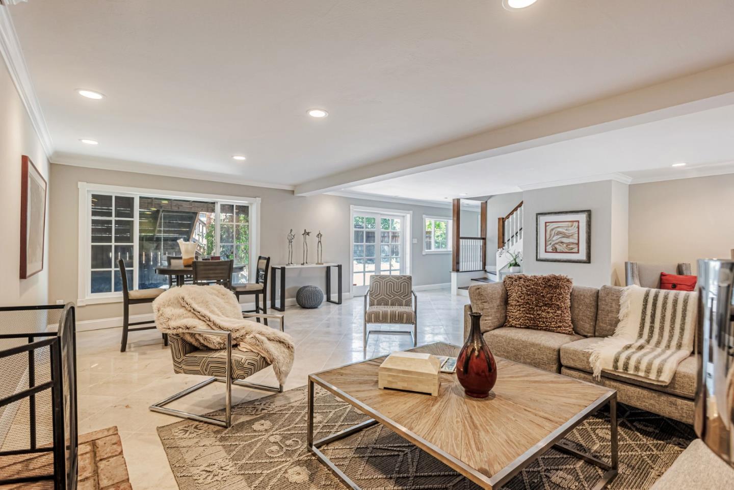 Detail Gallery Image 28 of 38 For 697 Glennan Dr, Redwood City,  CA 94061 - 3 Beds | 3 Baths
