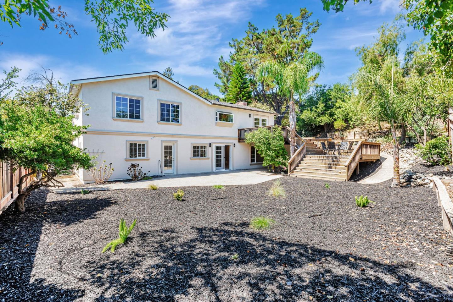 Detail Gallery Image 34 of 38 For 697 Glennan Dr, Redwood City,  CA 94061 - 3 Beds | 3 Baths