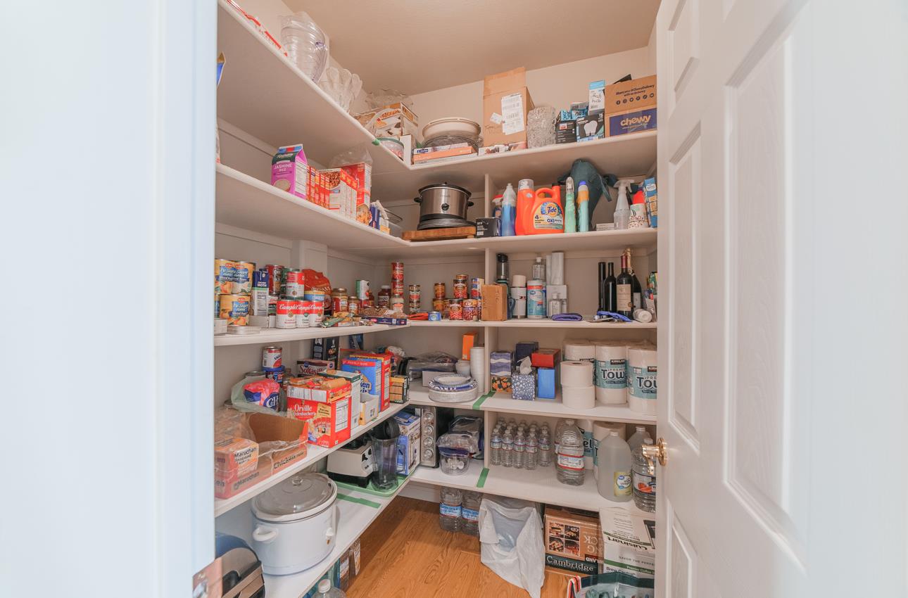 Detail Gallery Image 18 of 57 For 8631 Woodland Heights Ct, Salinas,  CA 93907 - 4 Beds | 3/1 Baths