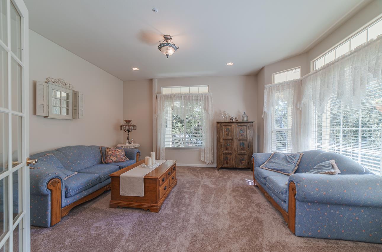 Detail Gallery Image 20 of 57 For 8631 Woodland Heights Ct, Salinas,  CA 93907 - 4 Beds | 3/1 Baths