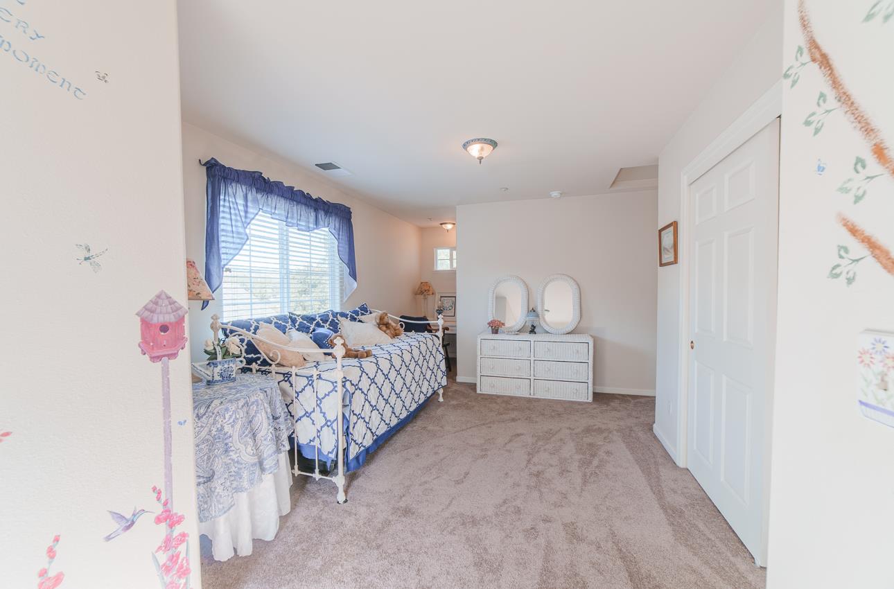 Detail Gallery Image 33 of 57 For 8631 Woodland Heights Ct, Salinas,  CA 93907 - 4 Beds | 3/1 Baths