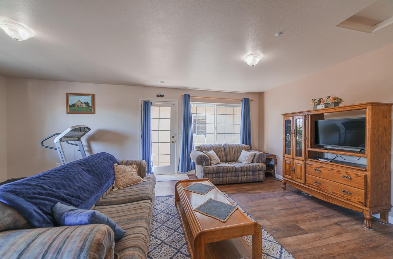 Detail Gallery Image 53 of 57 For 8631 Woodland Heights Ct, Salinas,  CA 93907 - 4 Beds | 3/1 Baths