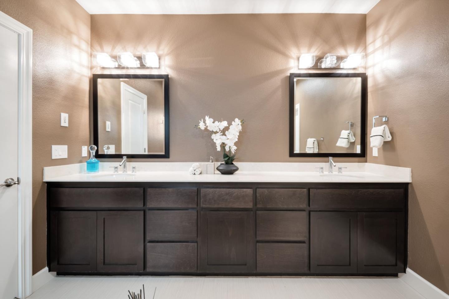 Detail Gallery Image 25 of 35 For 5460 Cahalan Ave, San Jose,  CA 95123 - 4 Beds | 3 Baths