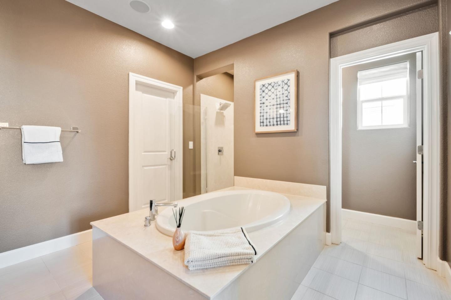 Detail Gallery Image 27 of 35 For 5460 Cahalan Ave, San Jose,  CA 95123 - 4 Beds | 3 Baths