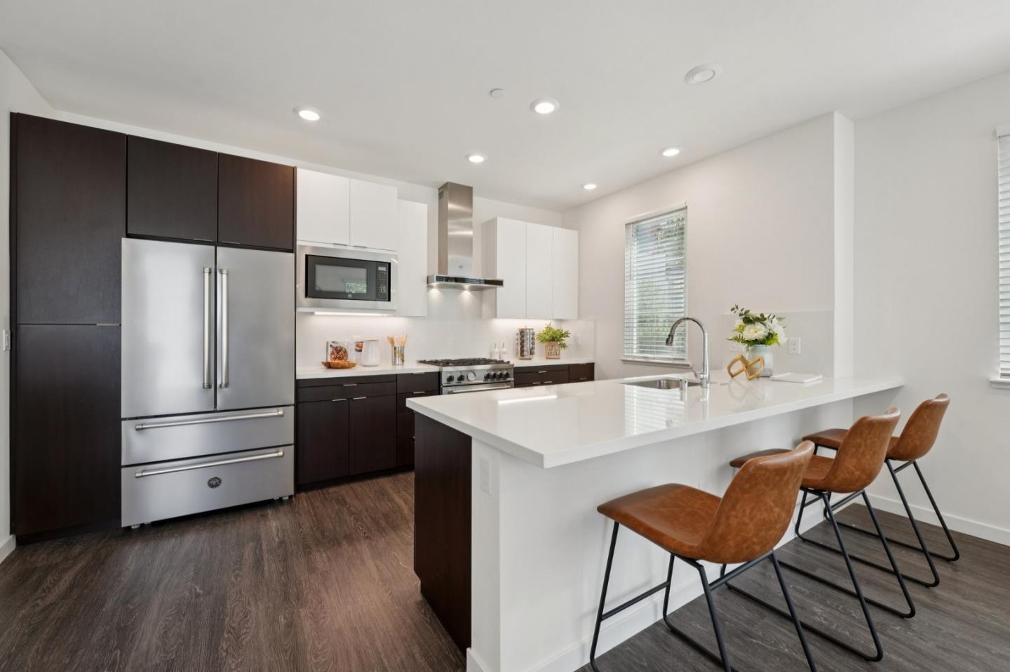 Detail Gallery Image 12 of 58 For 1850 El Camino Real #210,  Santa Clara,  CA 95050 - 3 Beds | 2 Baths