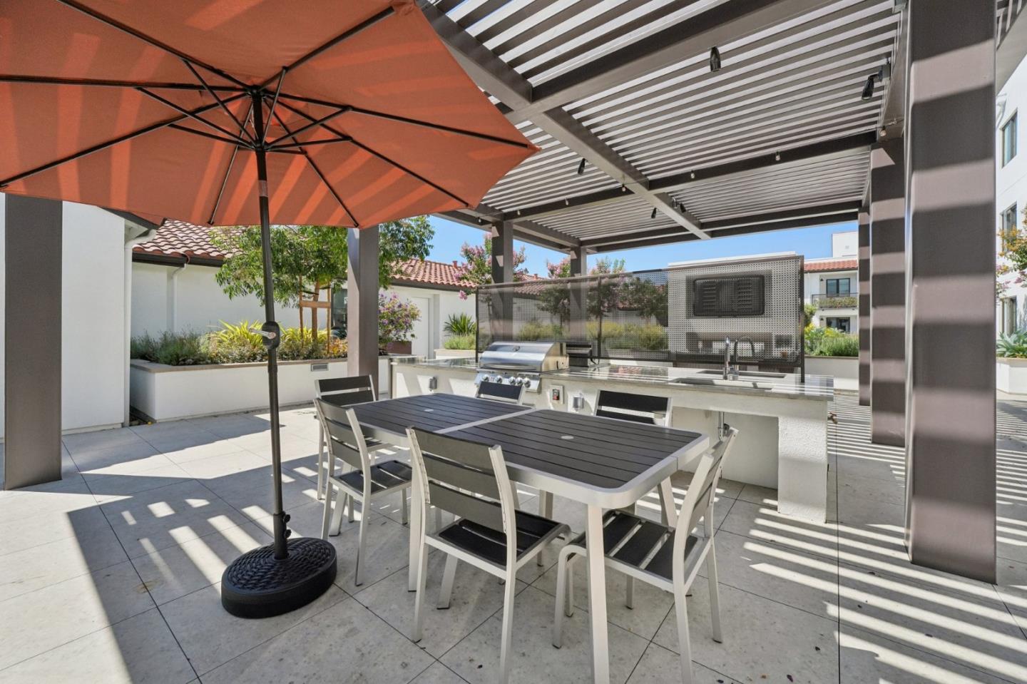 Detail Gallery Image 37 of 58 For 1850 El Camino Real #210,  Santa Clara,  CA 95050 - 3 Beds | 2 Baths