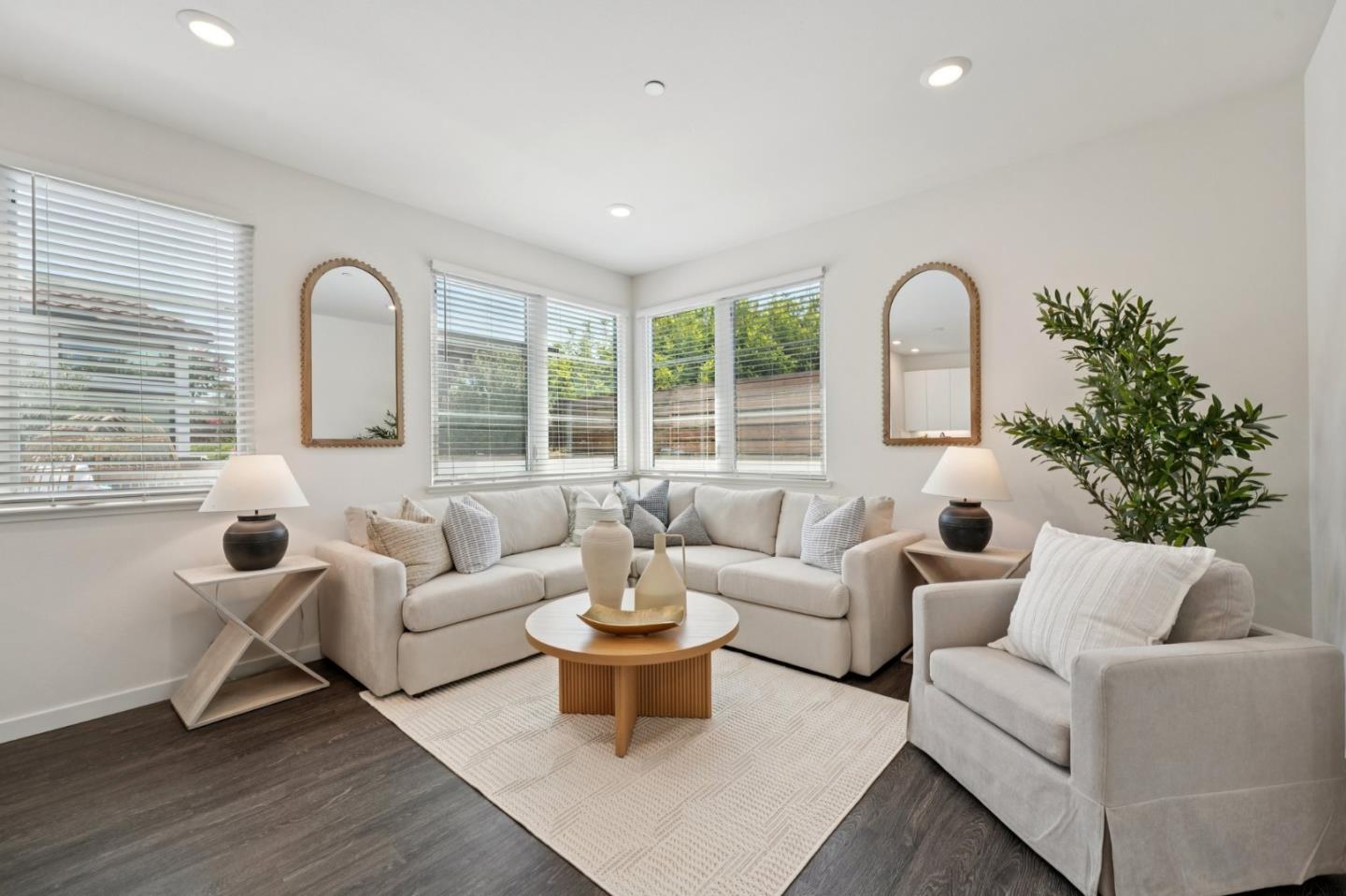 Detail Gallery Image 5 of 58 For 1850 El Camino Real #210,  Santa Clara,  CA 95050 - 3 Beds | 2 Baths