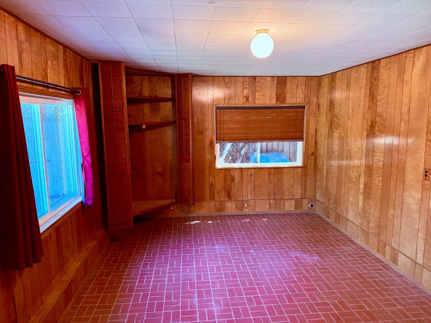Detail Gallery Image 11 of 31 For 1389 Chelsea Dr, Los Altos,  CA 94024 - 4 Beds | 2/1 Baths