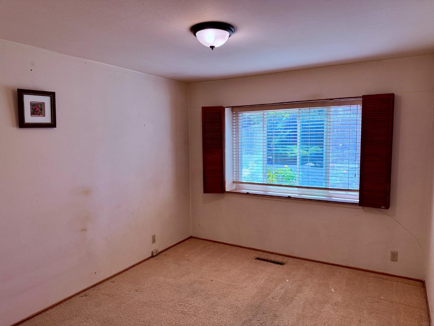 Detail Gallery Image 20 of 31 For 1389 Chelsea Dr, Los Altos,  CA 94024 - 4 Beds | 2/1 Baths