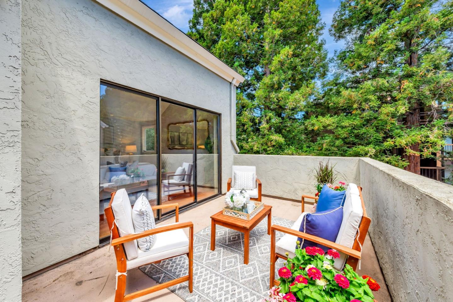 Detail Gallery Image 37 of 57 For 907 Cowper St, Palo Alto,  CA 94301 - 3 Beds | 2/1 Baths