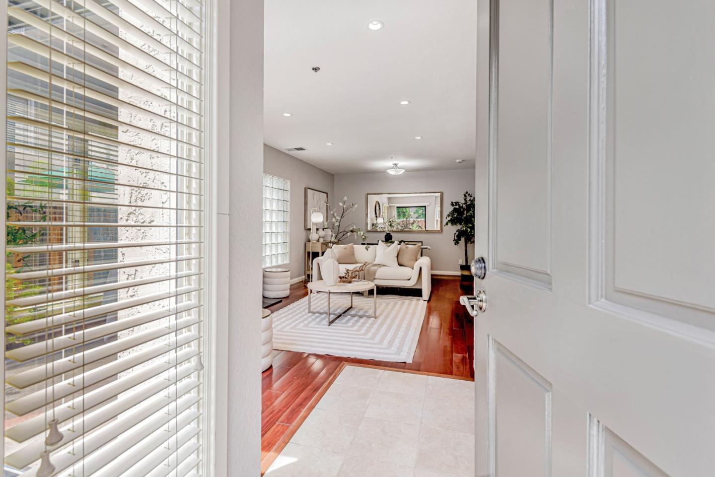 Detail Gallery Image 46 of 57 For 907 Cowper St, Palo Alto,  CA 94301 - 3 Beds | 2/1 Baths