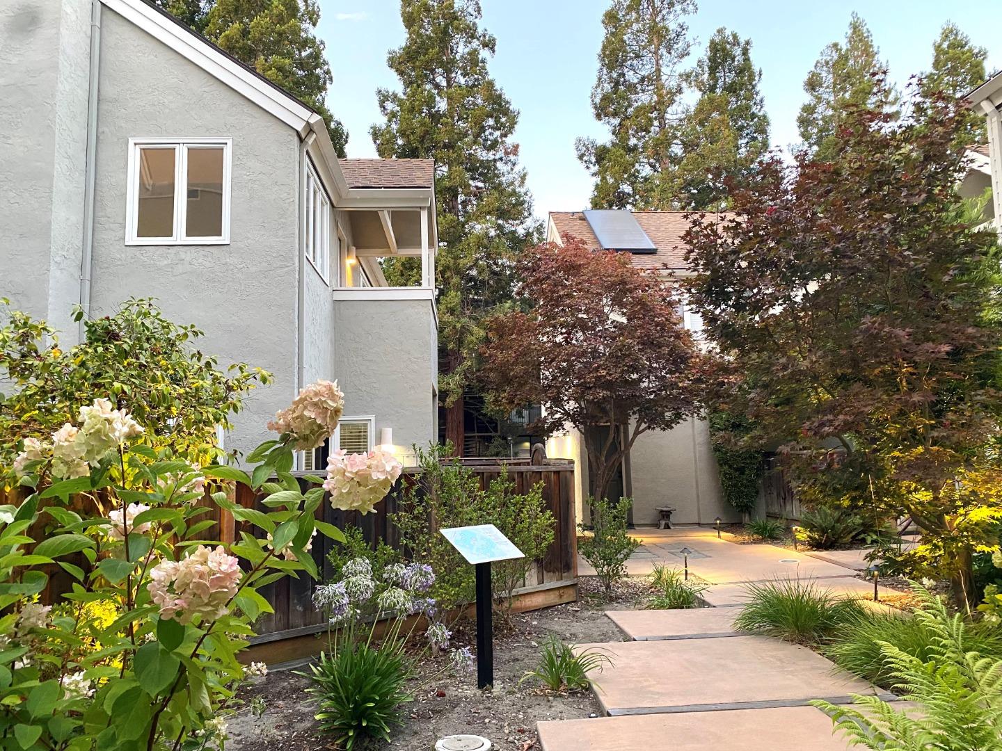 Detail Gallery Image 52 of 57 For 907 Cowper St, Palo Alto,  CA 94301 - 3 Beds | 2/1 Baths
