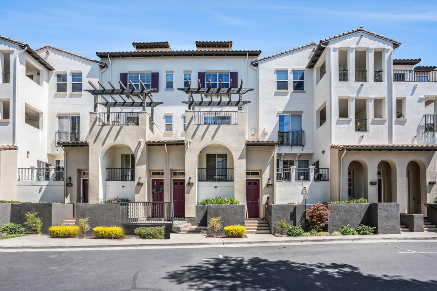 Detail Gallery Image 15 of 15 For 4203 Clarinbridge Cir, Dublin,  CA 94568 - 1 Beds | 1/1 Baths