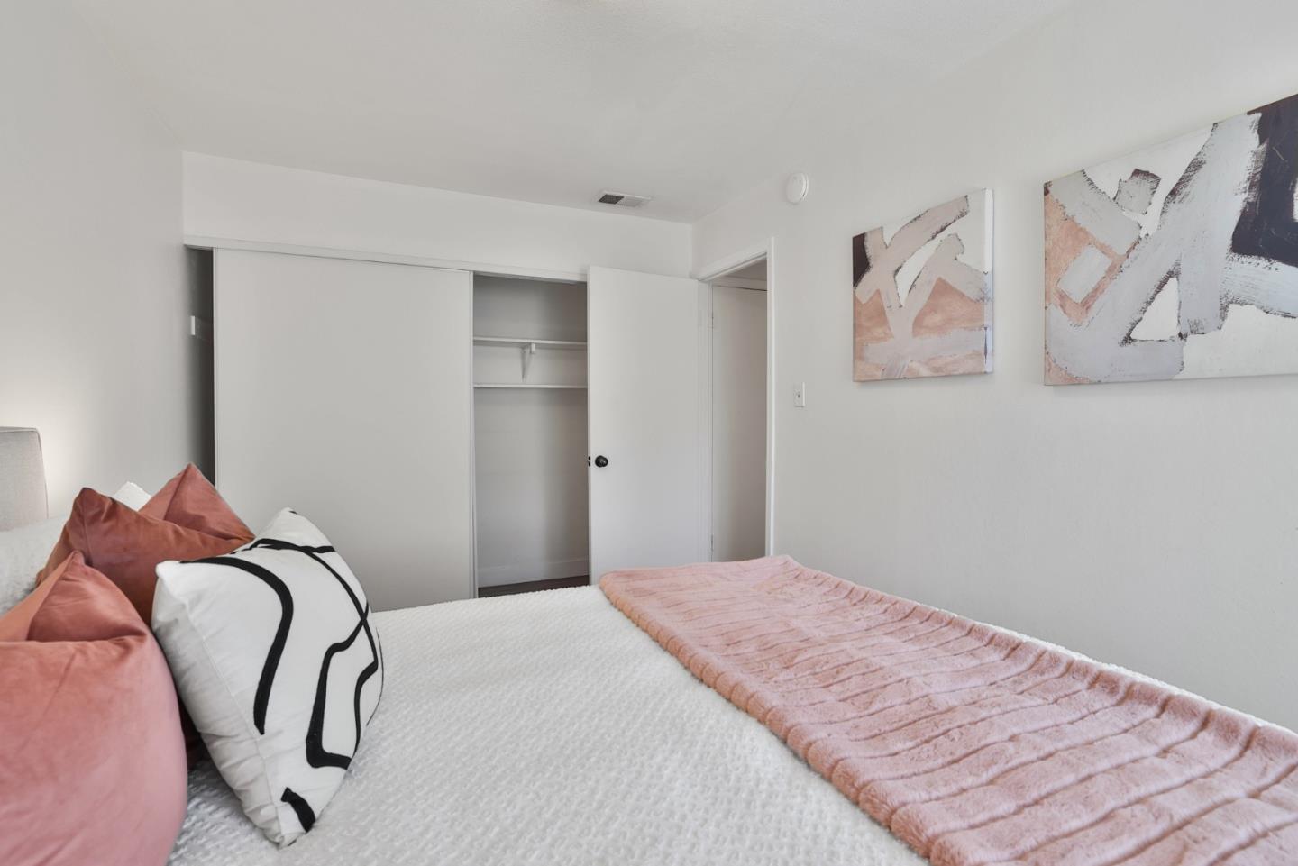 Detail Gallery Image 16 of 22 For 5388 Fig Grove Ct, San Jose,  CA 95123 - 3 Beds | 1/1 Baths