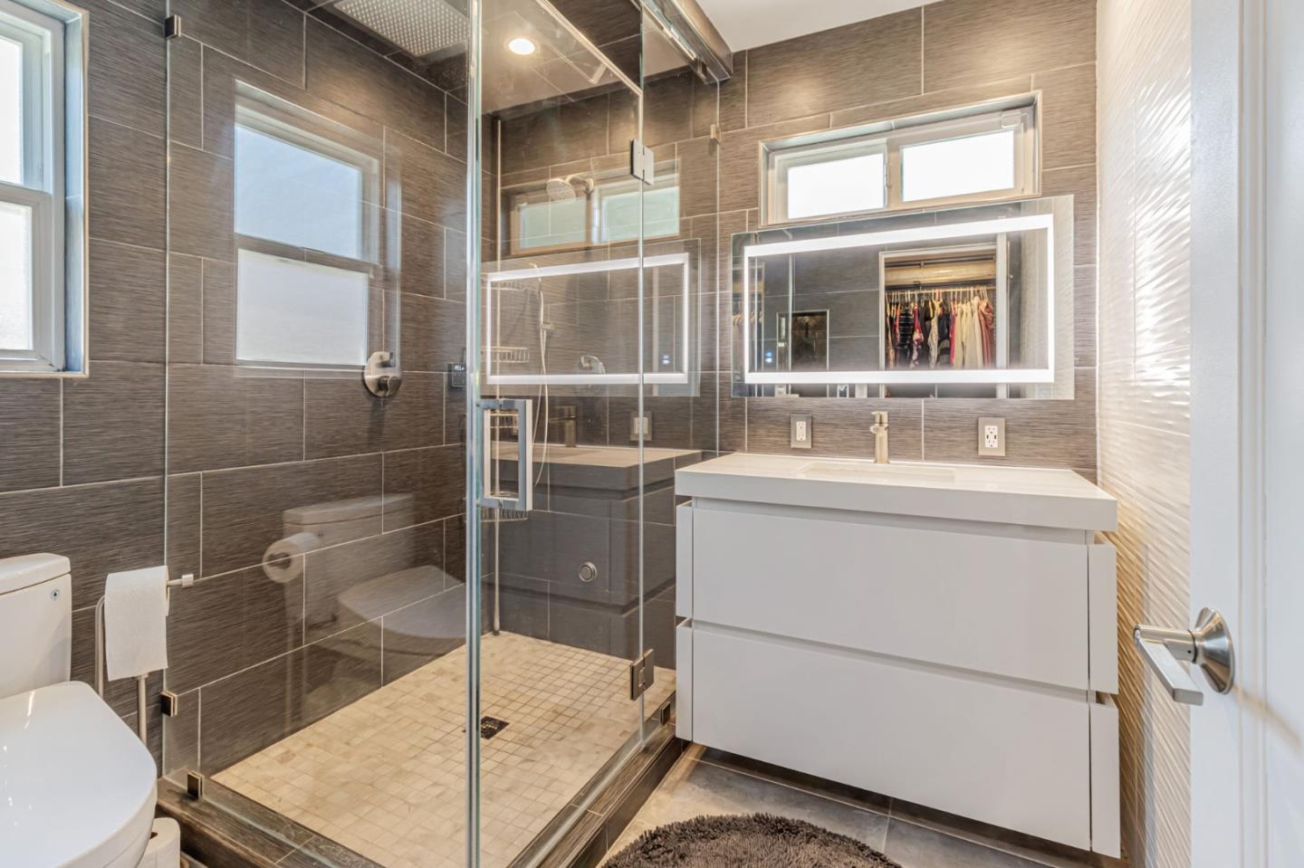 Detail Gallery Image 15 of 29 For 321 Vineyard Dr, San Jose,  CA 95119 - 3 Beds | 2 Baths