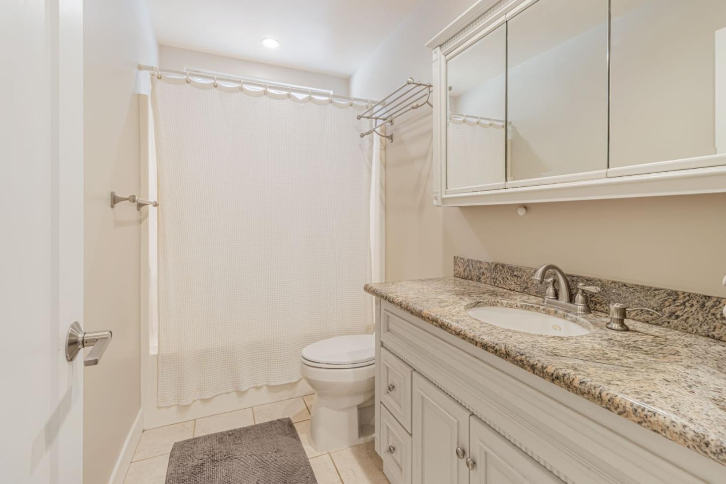 Detail Gallery Image 17 of 29 For 321 Vineyard Dr, San Jose,  CA 95119 - 3 Beds | 2 Baths