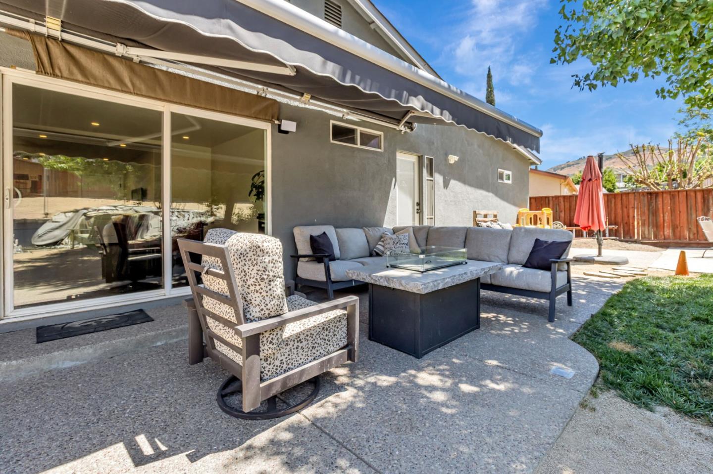 Detail Gallery Image 23 of 29 For 321 Vineyard Dr, San Jose,  CA 95119 - 3 Beds | 2 Baths