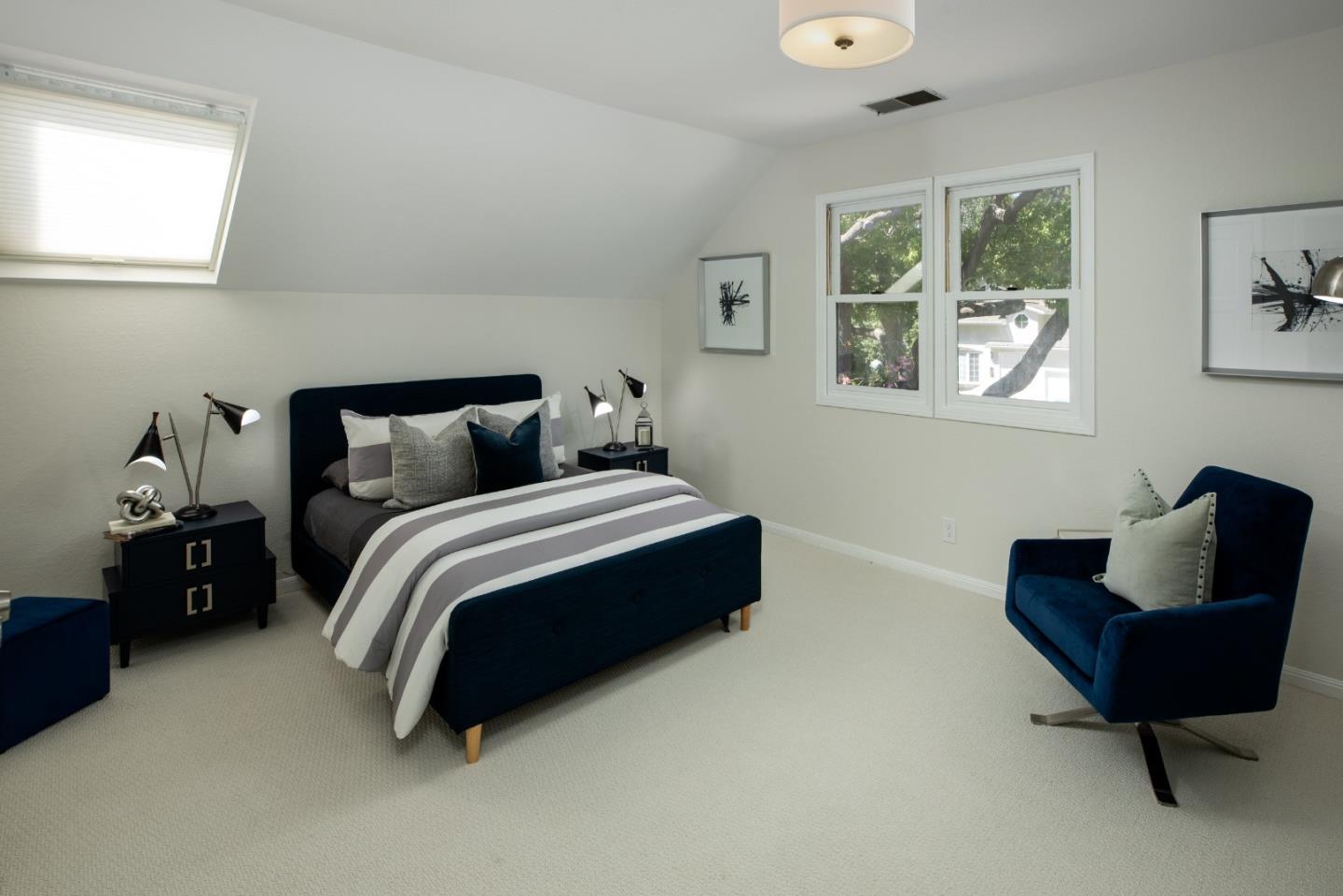Detail Gallery Image 17 of 30 For 1494 Kings Ln, Palo Alto,  CA 94303 - 5 Beds | 3 Baths