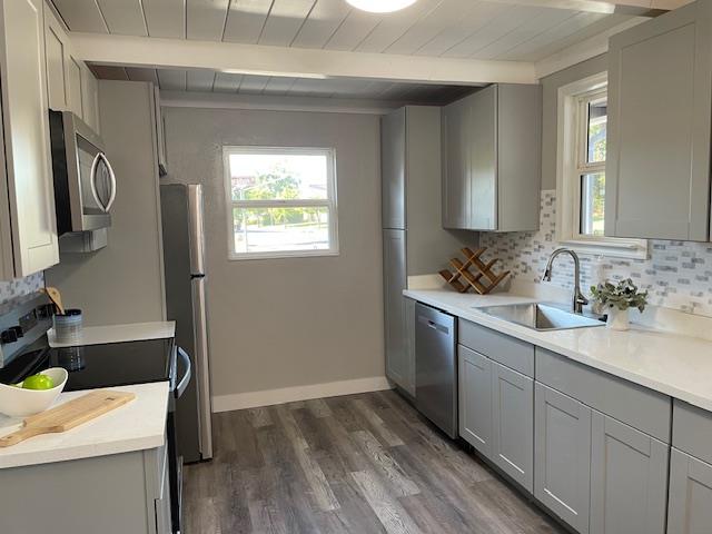 Detail Gallery Image 7 of 31 For 410 Farallon Dr, Morgan Hill,  CA 95037 - 4 Beds | 2 Baths
