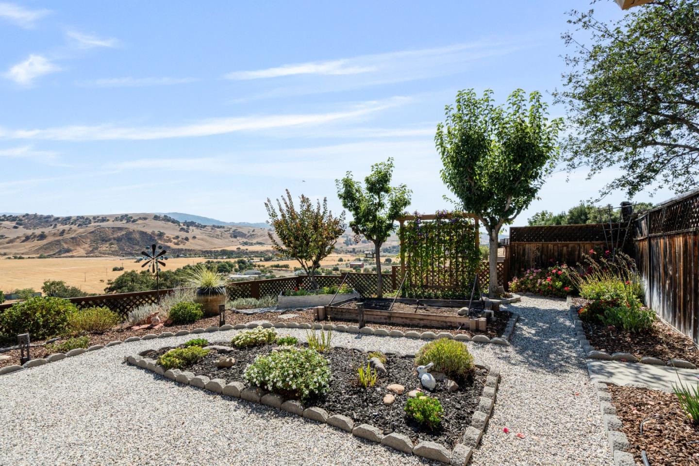 Detail Gallery Image 43 of 54 For 60 Terry Court, Hollister,  CA 95023 - 4 Beds | 2/1 Baths