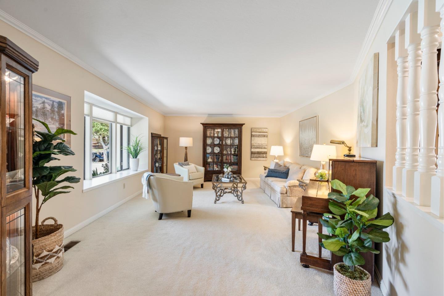Detail Gallery Image 7 of 54 For 60 Terry Court, Hollister,  CA 95023 - 4 Beds | 2/1 Baths