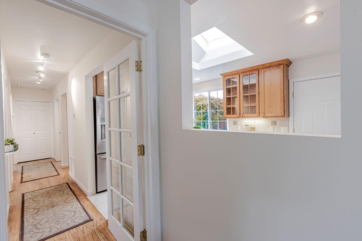 Detail Gallery Image 16 of 30 For 342 Altamont Dr, South San Francisco,  CA 94080 - 3 Beds | 2 Baths