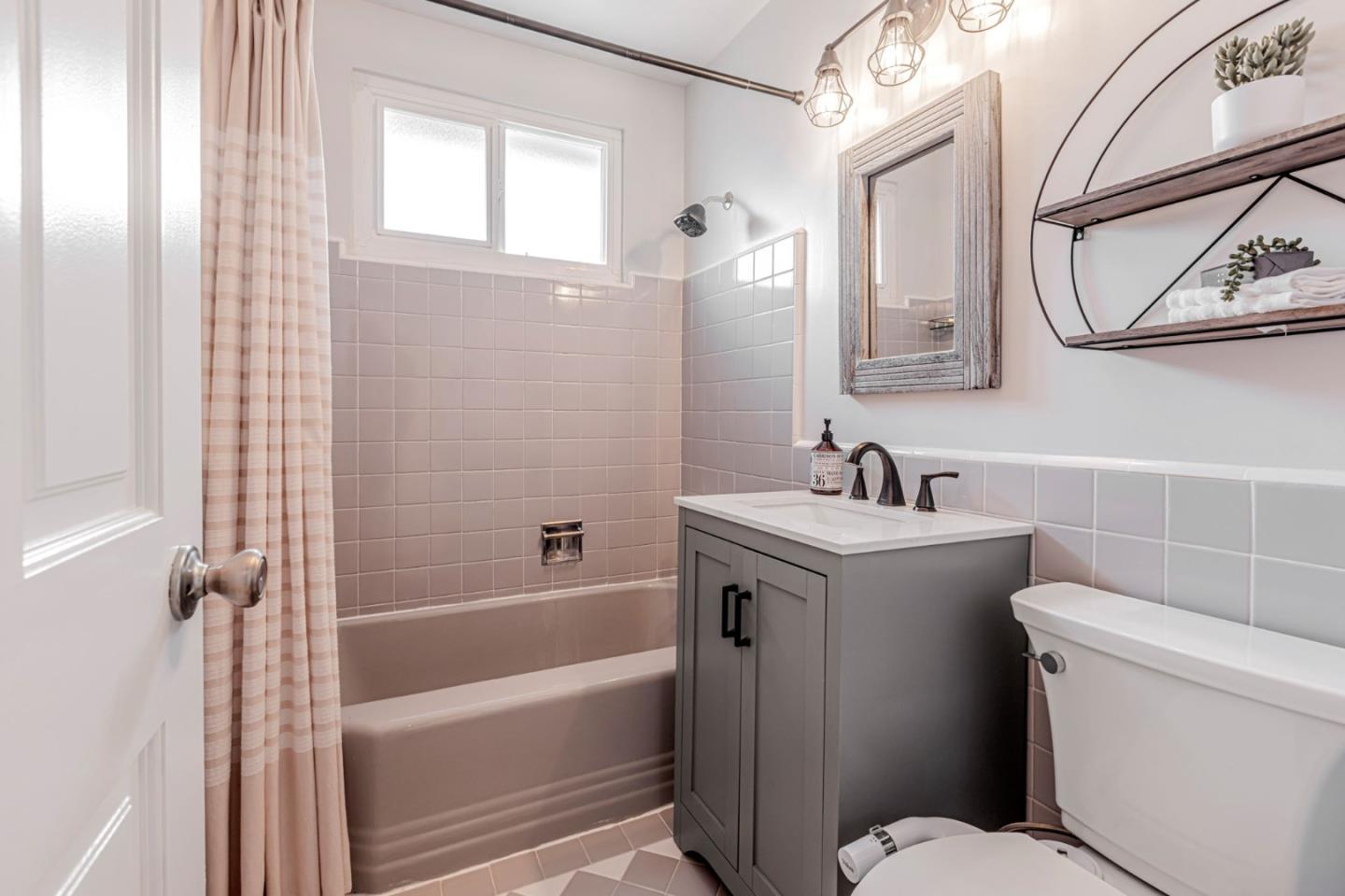 Detail Gallery Image 25 of 30 For 342 Altamont Dr, South San Francisco,  CA 94080 - 3 Beds | 2 Baths