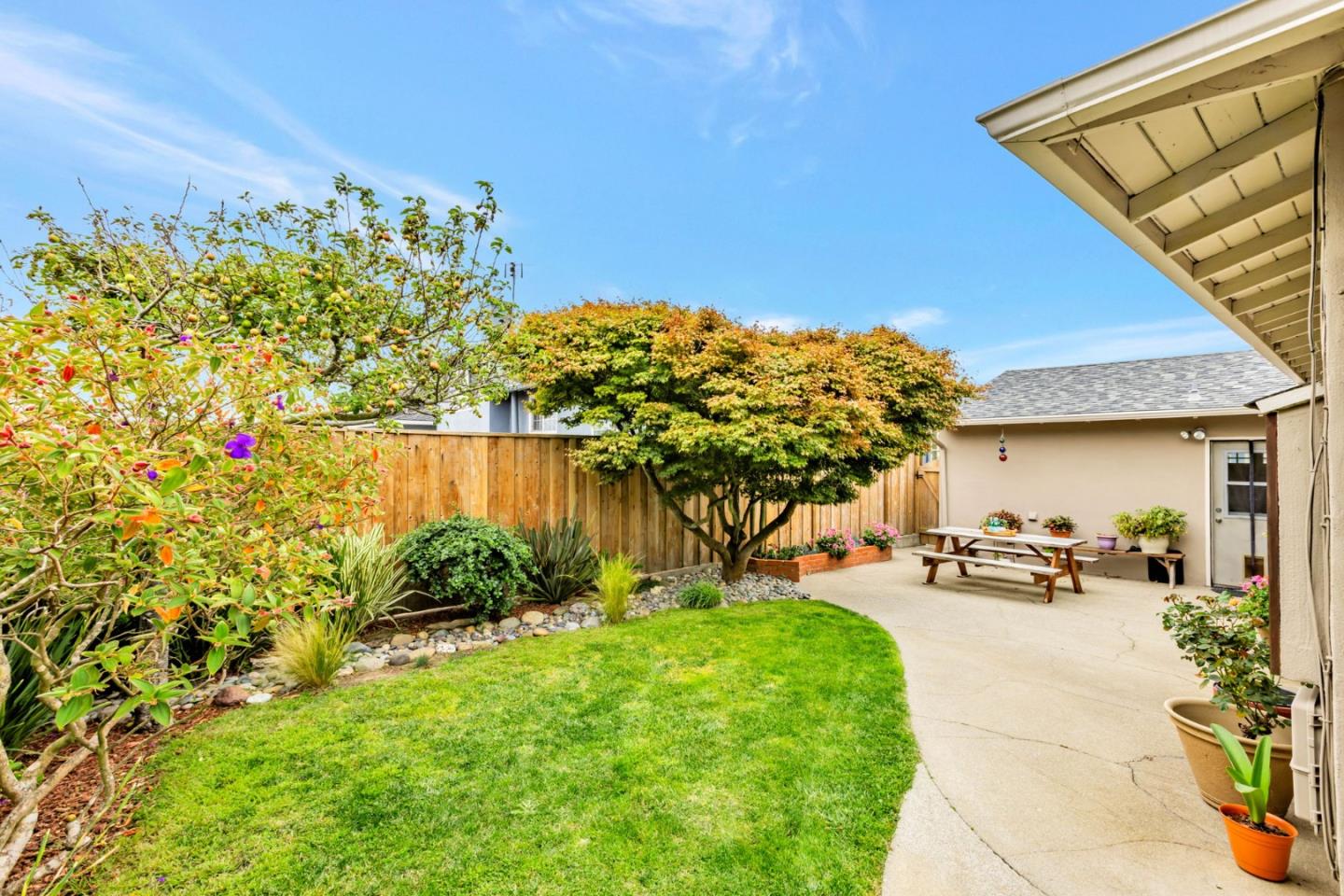 Detail Gallery Image 28 of 30 For 342 Altamont Dr, South San Francisco,  CA 94080 - 3 Beds | 2 Baths