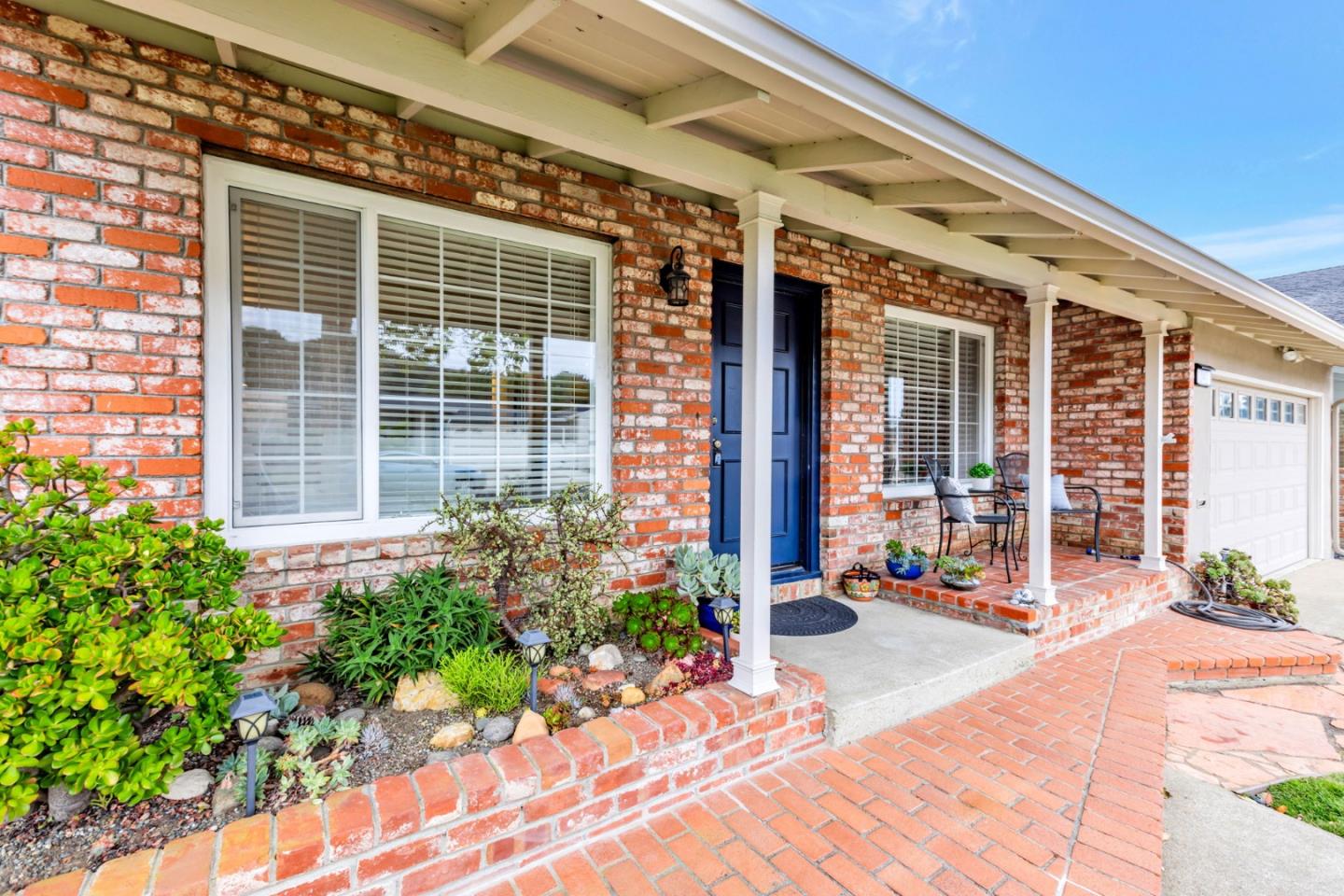 Detail Gallery Image 5 of 30 For 342 Altamont Dr, South San Francisco,  CA 94080 - 3 Beds | 2 Baths