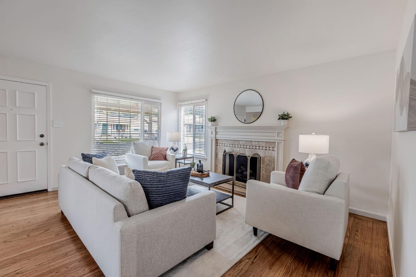 Detail Gallery Image 8 of 30 For 342 Altamont Dr, South San Francisco,  CA 94080 - 3 Beds | 2 Baths