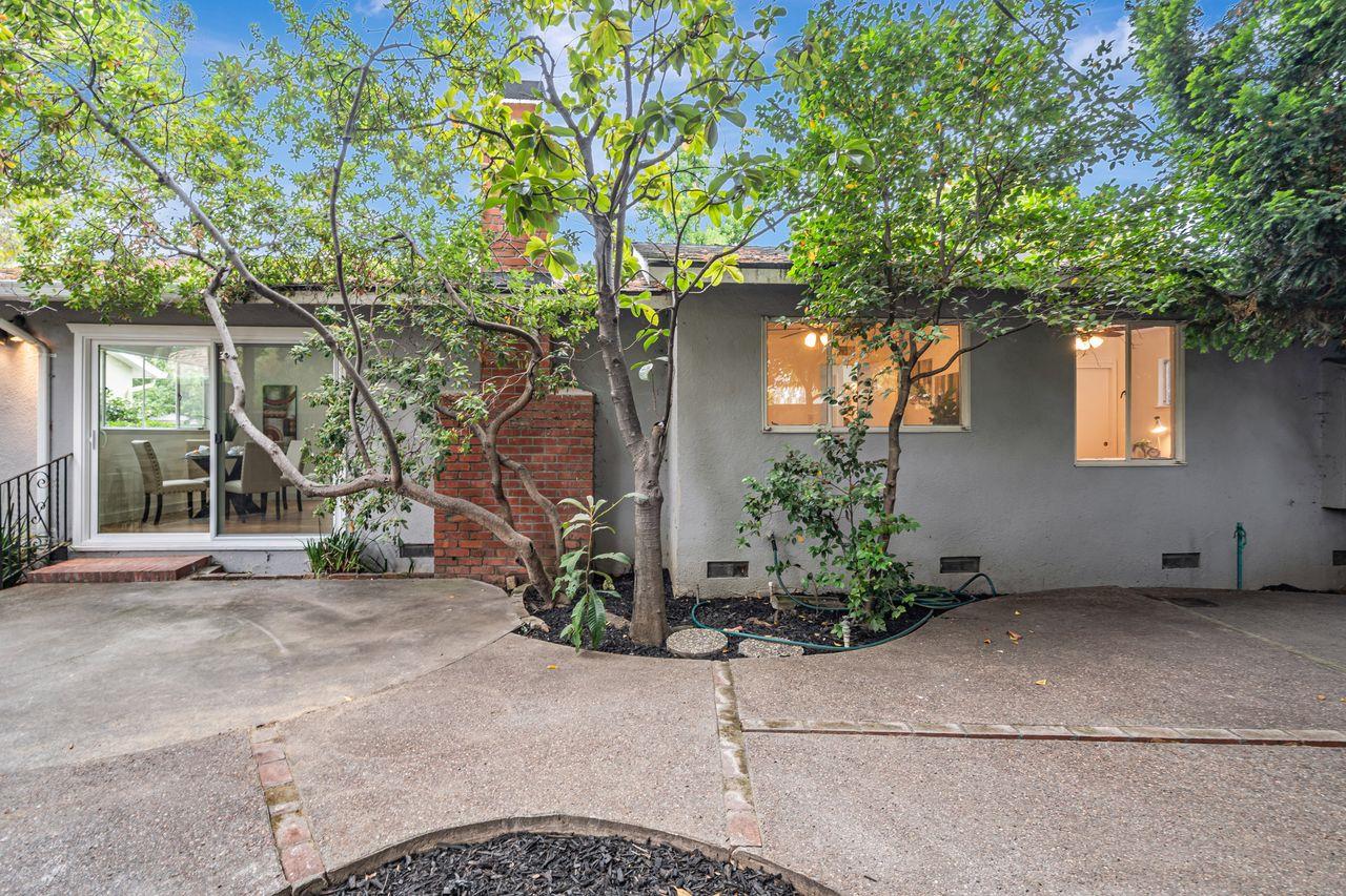 Detail Gallery Image 34 of 37 For 5010 Rio Vista Ave, San Jose,  CA 95129 - 3 Beds | 2 Baths