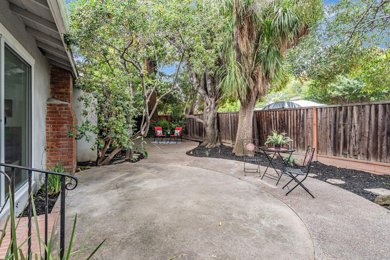 Detail Gallery Image 35 of 37 For 5010 Rio Vista Ave, San Jose,  CA 95129 - 3 Beds | 2 Baths
