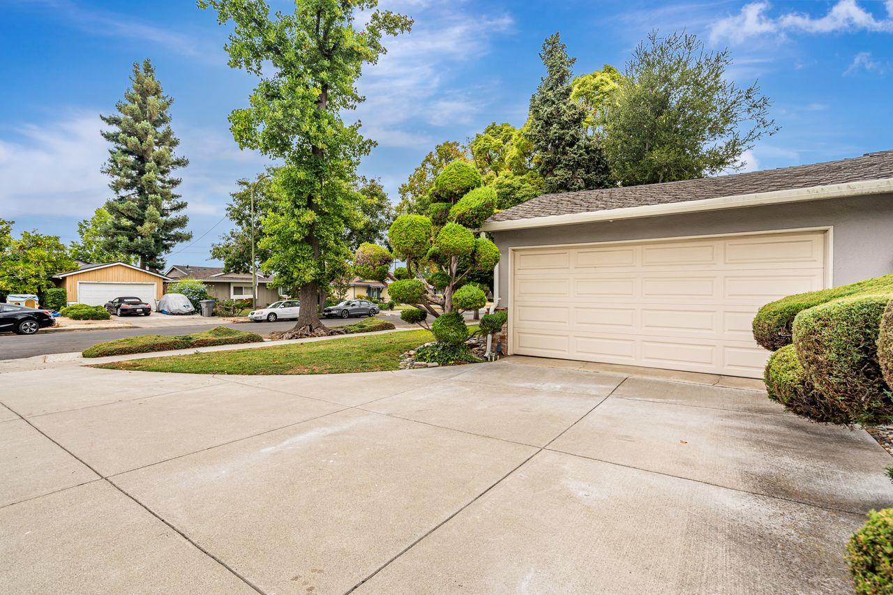Detail Gallery Image 4 of 37 For 5010 Rio Vista Ave, San Jose,  CA 95129 - 3 Beds | 2 Baths