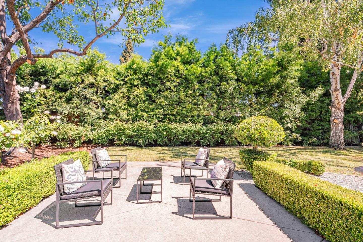 Detail Gallery Image 37 of 39 For 141 Cambrian View Way, Los Gatos,  CA 95032 - 5 Beds | 3 Baths