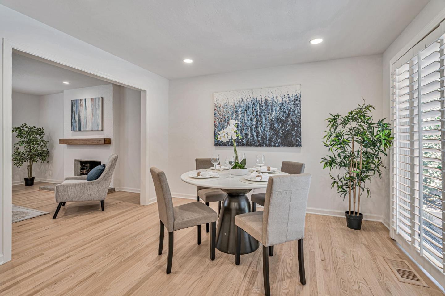 Detail Gallery Image 9 of 39 For 141 Cambrian View Way, Los Gatos,  CA 95032 - 5 Beds | 3 Baths