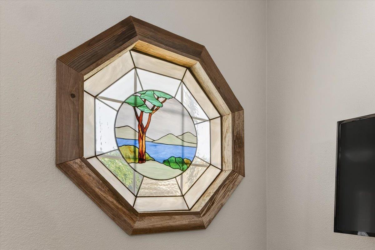 Detail Gallery Image 19 of 62 For 1 Woodbury Cir, Salinas,  CA 93906 - 4 Beds | 2/1 Baths