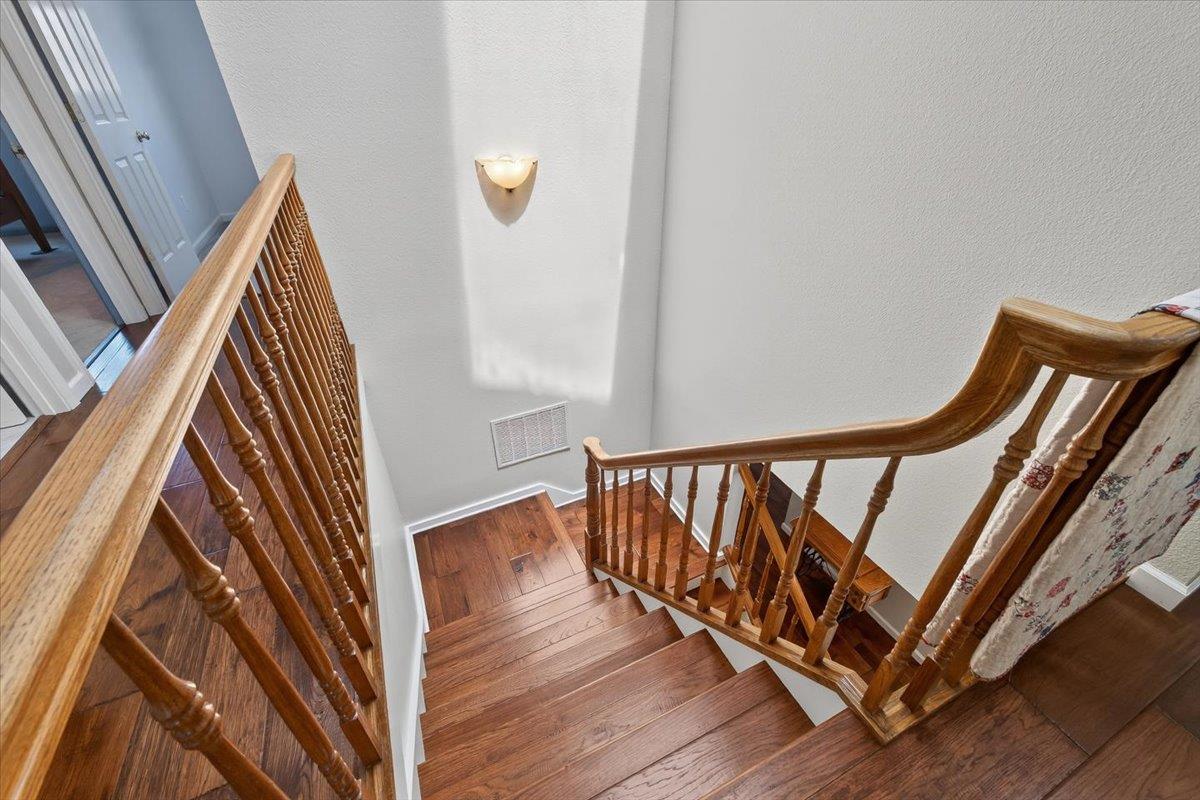 Detail Gallery Image 21 of 62 For 1 Woodbury Cir, Salinas,  CA 93906 - 4 Beds | 2/1 Baths
