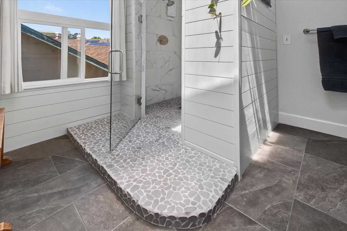 Detail Gallery Image 30 of 62 For 1 Woodbury Cir, Salinas,  CA 93906 - 4 Beds | 2/1 Baths