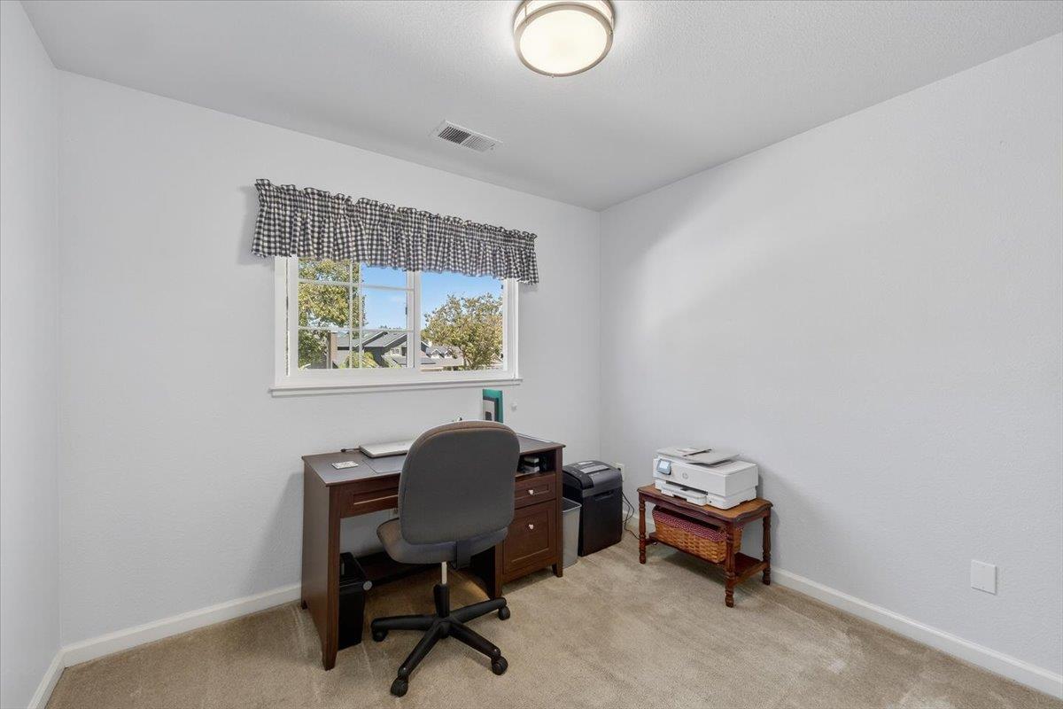 Detail Gallery Image 36 of 62 For 1 Woodbury Cir, Salinas,  CA 93906 - 4 Beds | 2/1 Baths