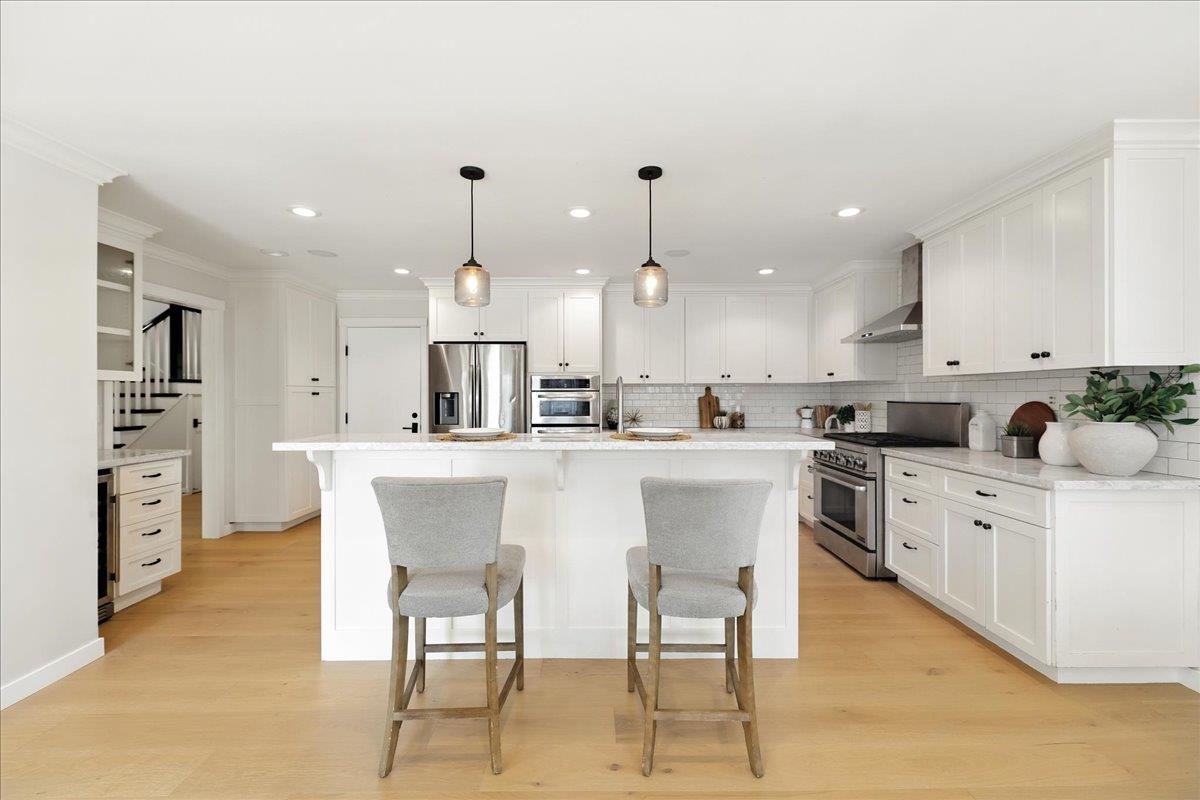 Detail Gallery Image 18 of 117 For 650 Ardis Ave, San Jose,  CA 95117 - 6 Beds | 4/1 Baths