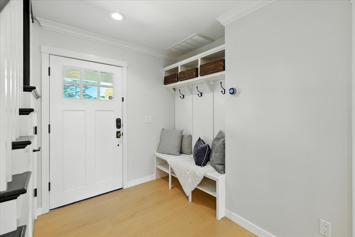 Detail Gallery Image 3 of 117 For 650 Ardis Ave, San Jose,  CA 95117 - 6 Beds | 4/1 Baths