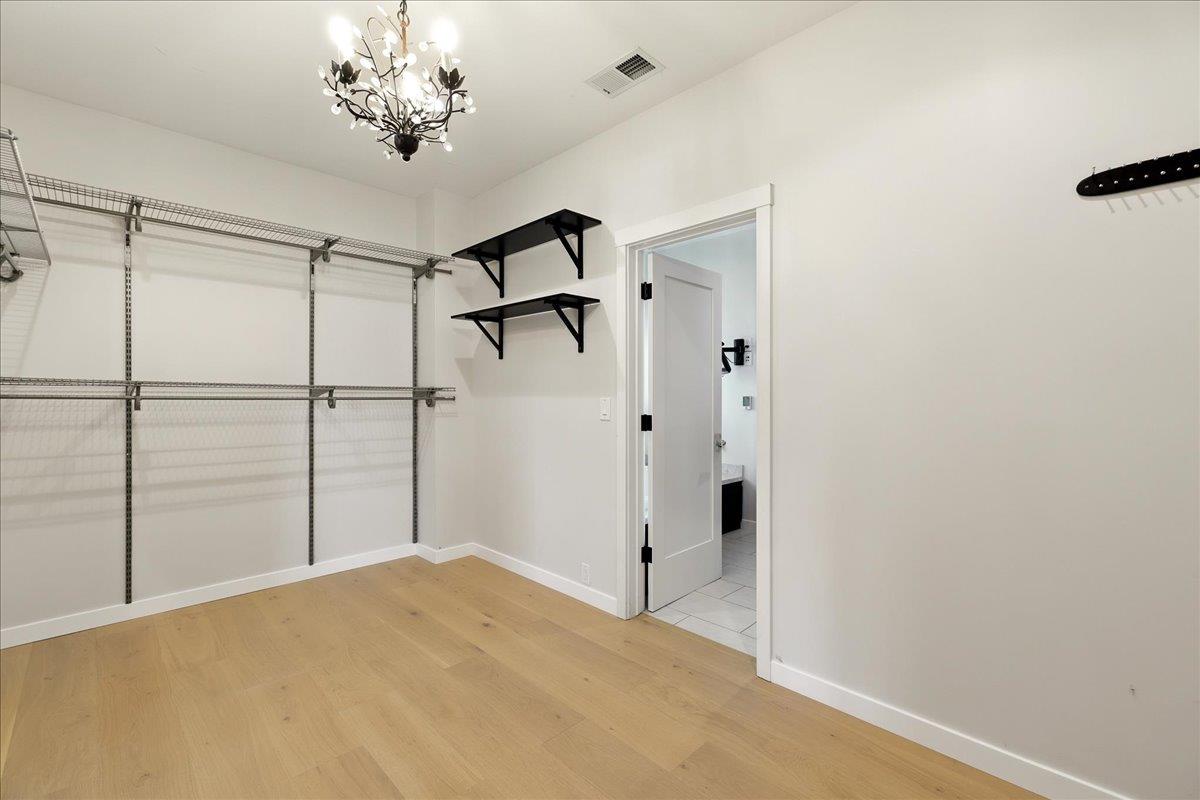 Detail Gallery Image 37 of 117 For 650 Ardis Ave, San Jose,  CA 95117 - 6 Beds | 4/1 Baths